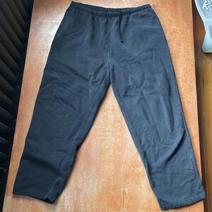 Wide Leg Sweatpants — XL